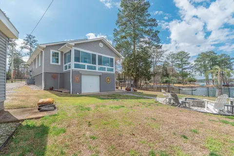 Exterior - 621 Tom Drafts Cir, Gilbert, SC 29054 photo 13 of 16