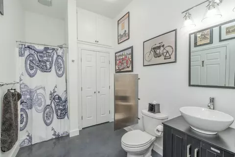 Bath - 621 Tom Drafts Cir, Gilbert, SC 29054 photo 1 of 6