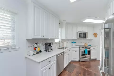 Kitchen - 621 Tom Drafts Cir, Gilbert, SC 29054 photo 3 of 3