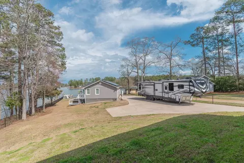 Exterior - 621 Tom Drafts Cir, Gilbert, SC 29054 photo 6 of 16
