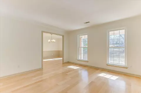 Living - 4367 Ballentine Dr, Evans, GA 30809 photo 6 of 7