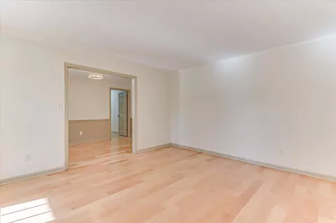 Living - 4367 Ballentine Dr, Evans, GA 30809 photo 7 of 7