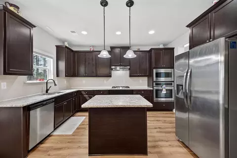 Kitchen - 464 Equinox Loop, Aiken, SC 29803 photo 2 of 3