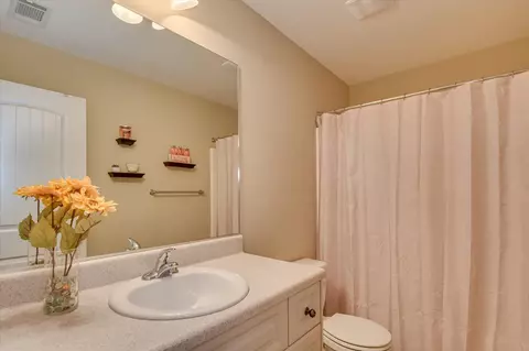 Bath - 3130 Bilston Dr, Augusta, GA 30909 photo 6 of 6