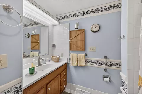 Bath - 1704 Pine Log Rd, Aiken, SC 29803 photo 2 of 3