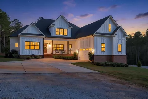 1076 Providence Ferry Rd, Lincolnton, GA 30817