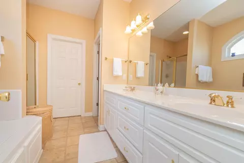 Bath - 11 Juniper Loop, Aiken, SC 29803 photo 1 of 6