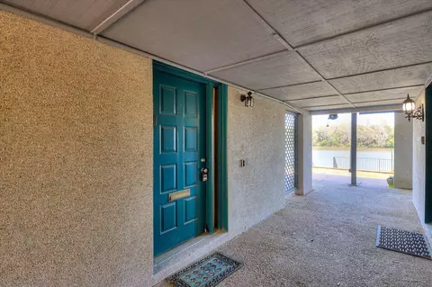 Exterior - 724 Riverfront Dr, Augusta, GA 30901 photo 2 of 5