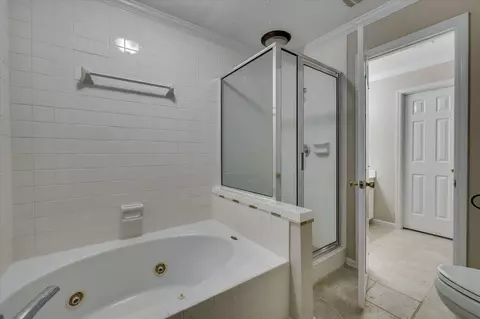 Bath - 724 Riverfront Dr, Augusta, GA 30901 photo 5 of 5