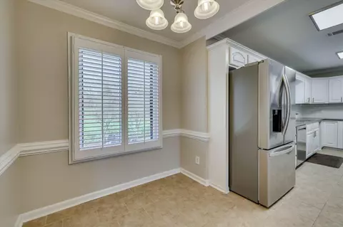 Dining - 724 Riverfront Dr, Augusta, GA 30901 photo 2 of 4