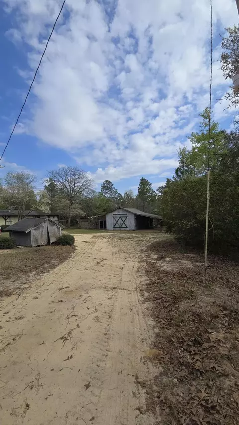 916 Windsor Rd, Windsor, SC 29856 photo 3
