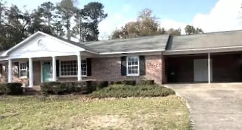 41 Robin Rd, Barnwell, SC 29812