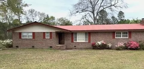 31 Pecan Ln, Barnwell, SC 29812