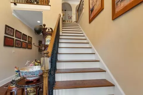 Entry Way - 506 Meldon Rd, Evans, GA 30809 photo 4 of 11