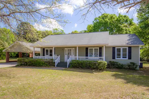 145 N Clemson Dr, Barnwell, SC 29812