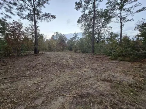 5 Oyster Trl # A, Williston, SC 29853