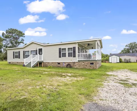 111 Hillside Ct, Warrenville, SC 29851