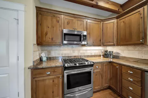 Kitchen - 4097 Snaffle Bit Dr, Aiken, SC 29803 photo 2 of 4