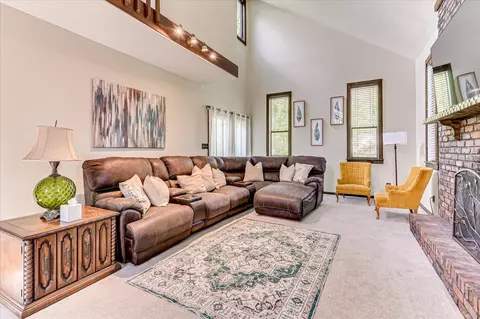 Living - 3317 Quaker Springs Rd, Augusta, GA 30907 photo 4 of 5