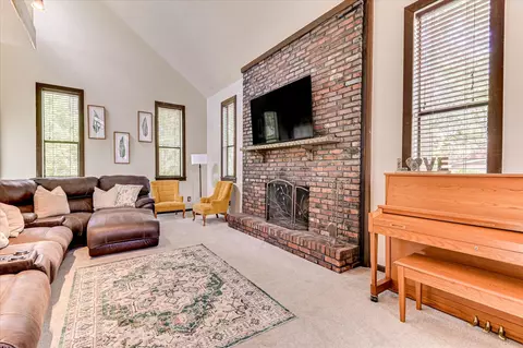 Living - 3317 Quaker Springs Rd, Augusta, GA 30907 photo 2 of 5