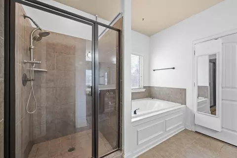 Bath - 504 Equinox Loop, Aiken, SC 29803 photo 1 of 2