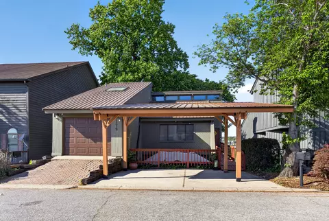 1319 Waters Edge Dr, Augusta, GA 30901