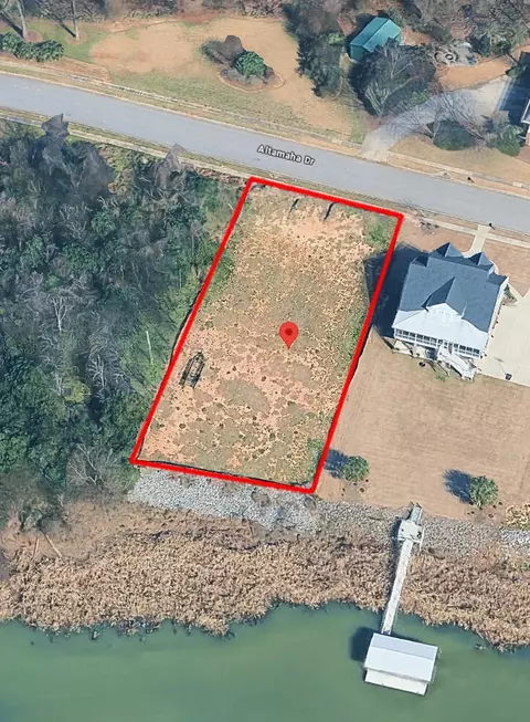 170 Altamaha Dr, North Augusta, SC 29841