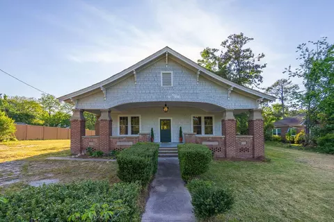 313 Lynch St, Edgefield, SC 29824