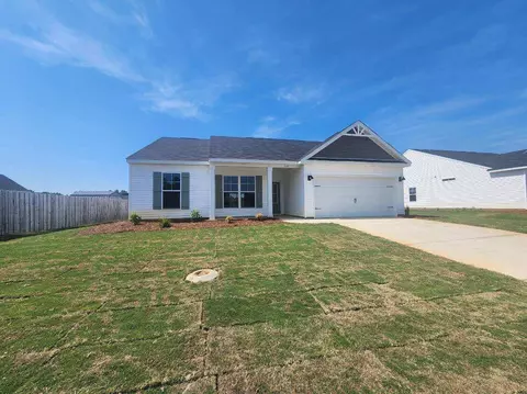 864 Brewer Dr, Aiken, SC 29803