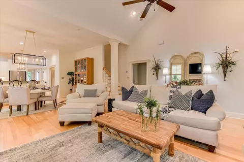 Living - 1006 Mitchell Ln, Evans, GA 30809 photo 5 of 5