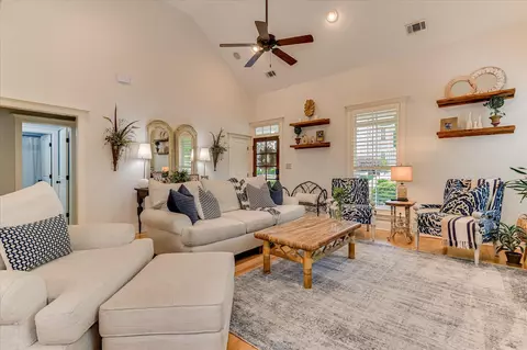 Living - 1006 Mitchell Ln, Evans, GA 30809 photo 4 of 5