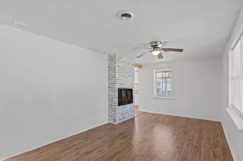 Living - 2515 Elderberry Dr, Augusta, GA 30906 photo 2 of 3