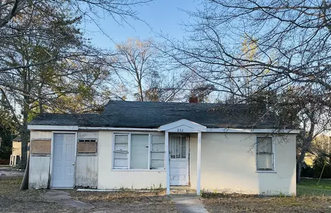 832 Harold Ln NW, Aiken, SC 29801