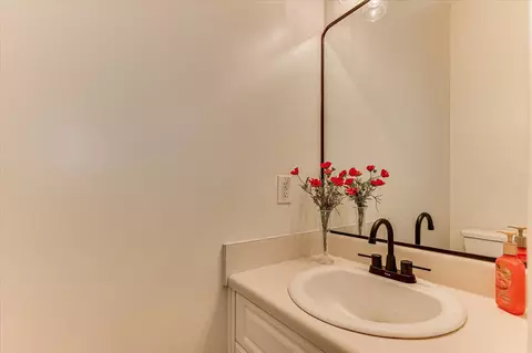 Bath - 657 Cornerstone Pl, Evans, GA 30809 photo 1 of 8