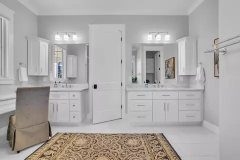 Bath - 4063 Snaffle Bit Dr, Aiken, SC 29803 photo 3 of 6