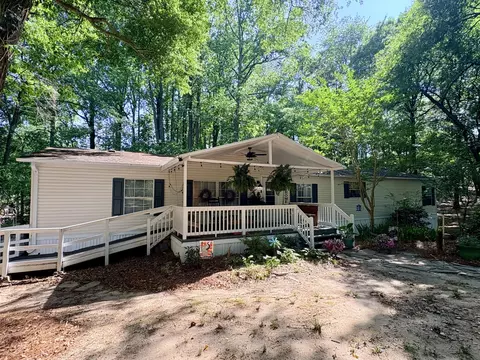 930 Peach Festival Rd, Gilbert, SC 29054