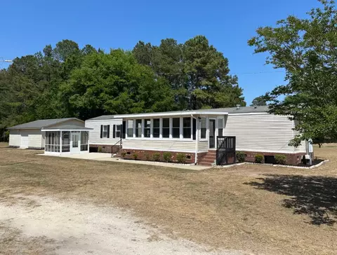 1030 Cook St, Manning, SC 29102