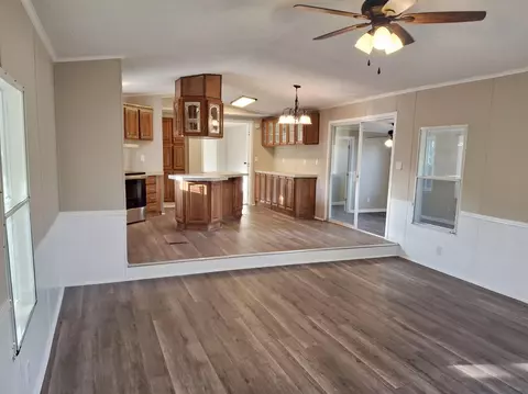 1030 Cook St, Manning, SC 29102 photo 3