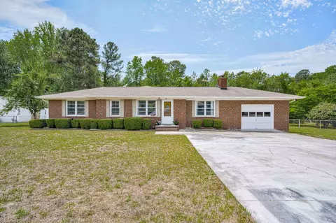 121 Northwest Dr, Aiken, SC 29801