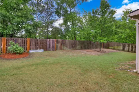 Exterior - 239 Tulip Dr, Evans, GA 30809 photo 4 of 9