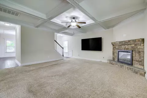 Living - 239 Tulip Dr, Evans, GA 30809 photo 3 of 5