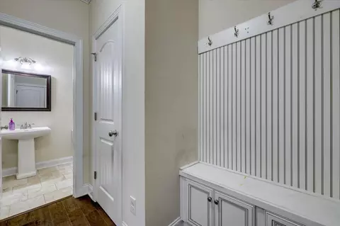 Entry Way - 239 Tulip Dr, Evans, GA 30809 photo 5 of 8