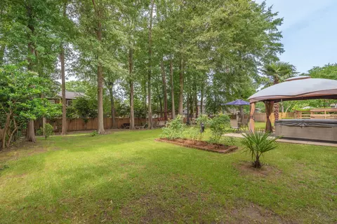 Exterior - 313 E Hedge Rd, Aiken, SC 29801 photo 10 of 16