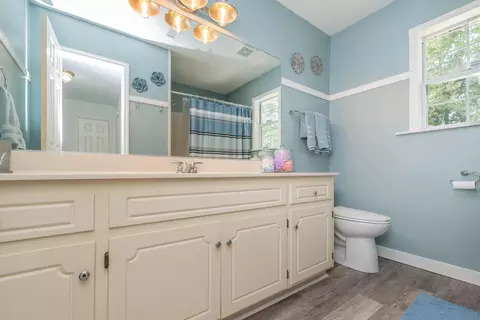 Bath - 313 E Hedge Rd, Aiken, SC 29801 photo 2 of 6