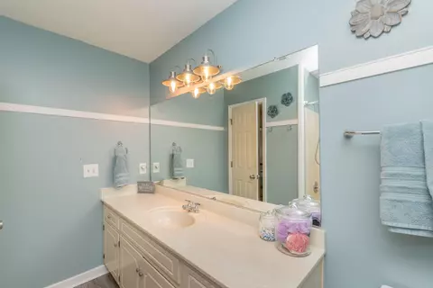 Bath - 313 E Hedge Rd, Aiken, SC 29801 photo 3 of 6
