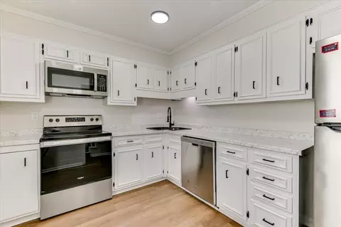 Kitchen - 3013 Creek View Ct, Augusta, GA 30907 photo 2 of 4