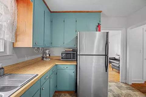 Kitchen - 230 Sunnifield Dr, Williston, SC 29853 photo 4 of 4
