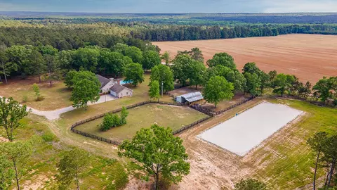 793 Flowing Well Rd, Wagener, SC 29164