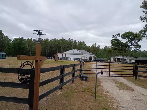 180 Ballard Dr, Trenton, SC 29847