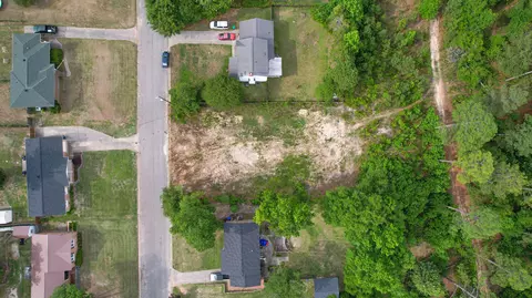 634 Hampton Cir, Belvedere, SC 29841